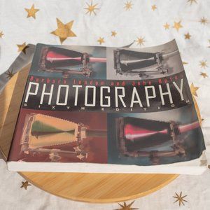 Barbara London and John Upton ‘Photography’ 1992